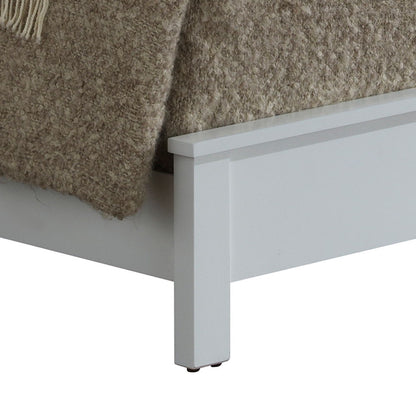 Bed With Transitional Design Stylish