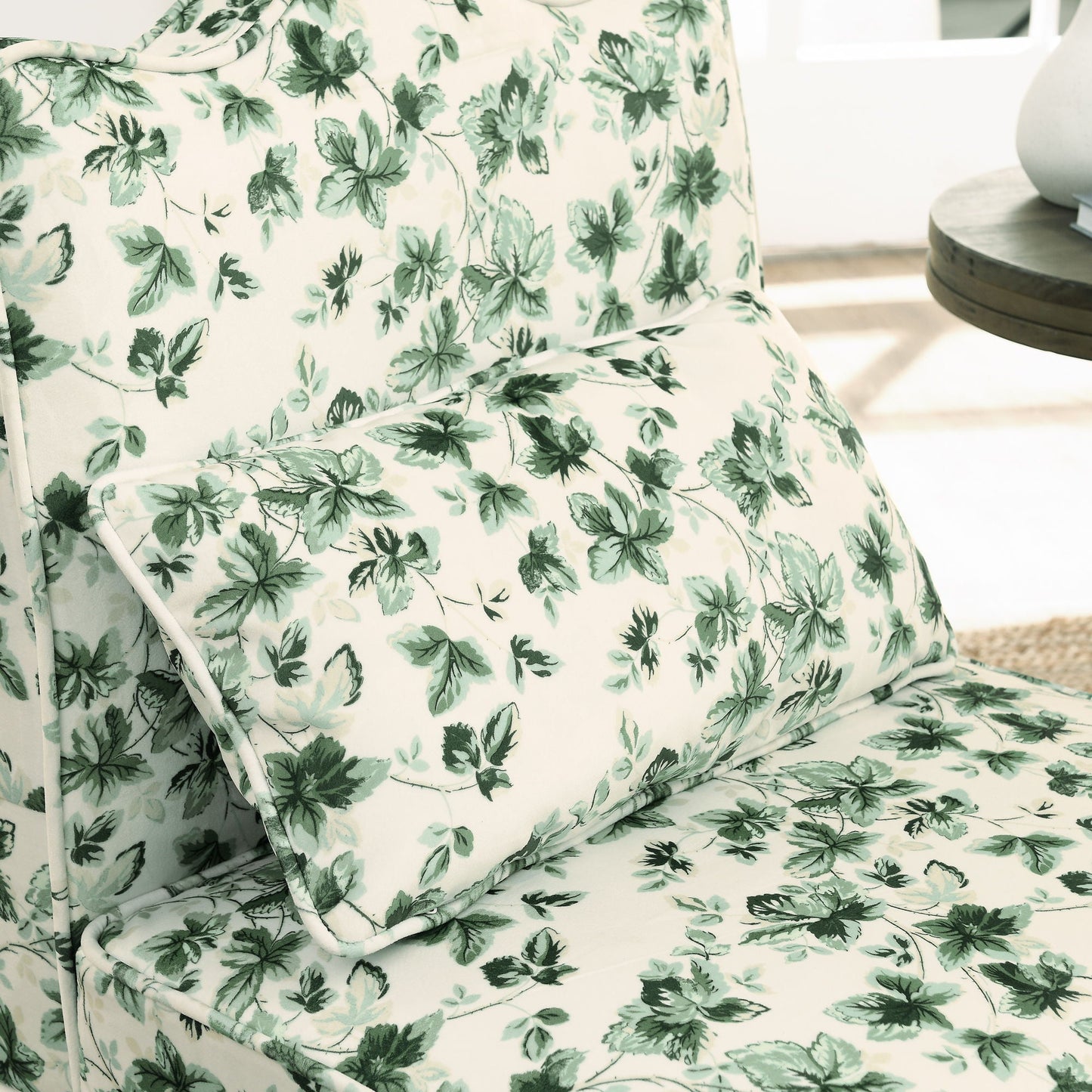 Stylish Flannel Dining Chair With Soft Cushion And Backrest