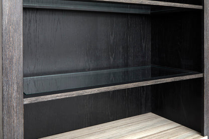Plum Creek - Display Cabinet