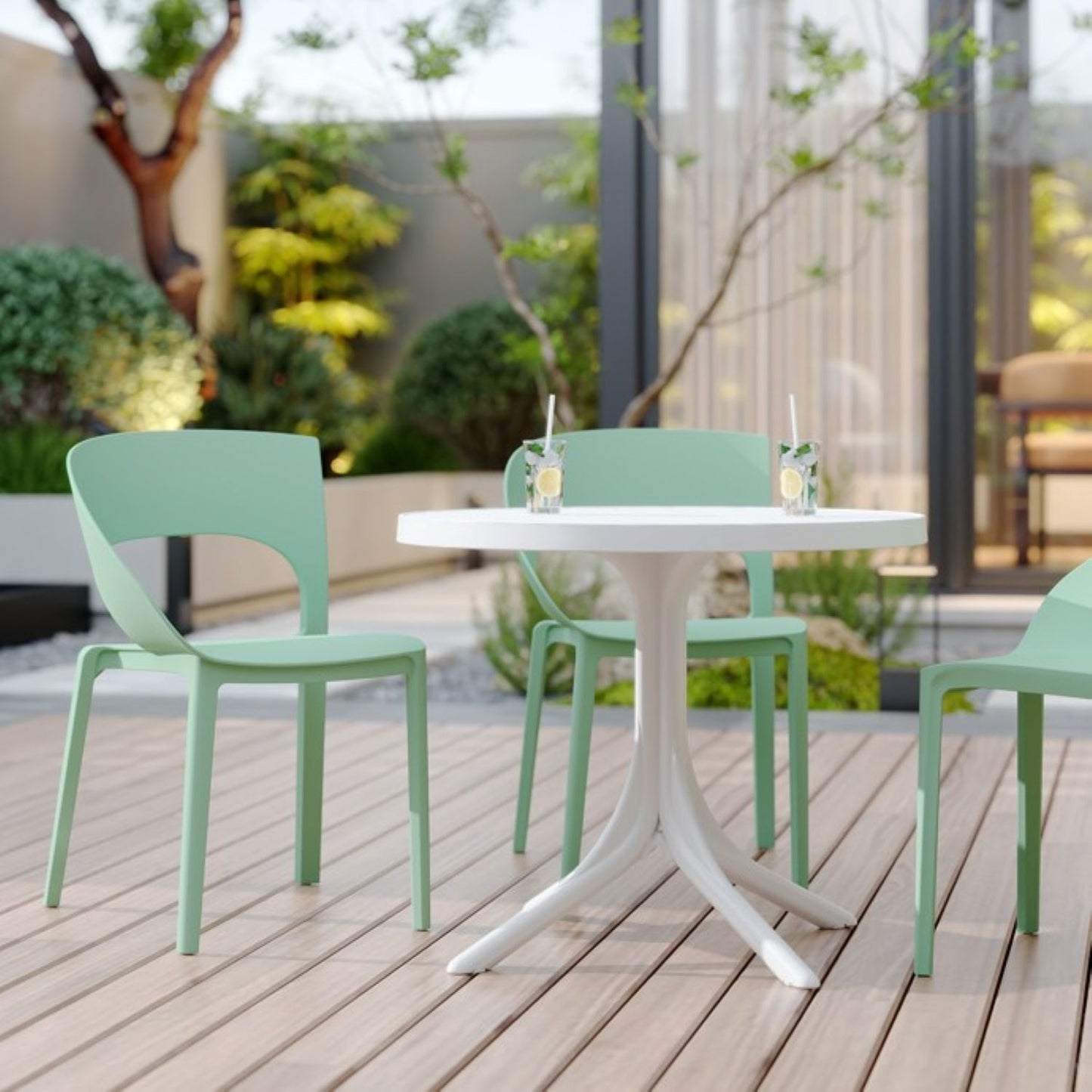 4 Piece Set Of Modern Designed Single Chairs With Round Table