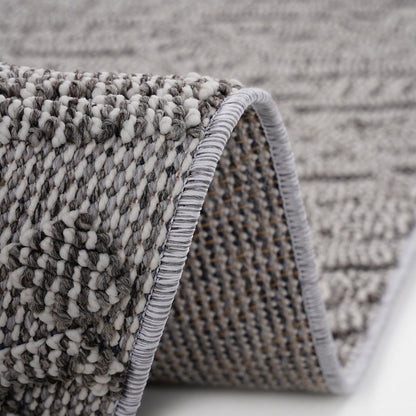 Guros - Traditional Indoor / Outdoor Rug