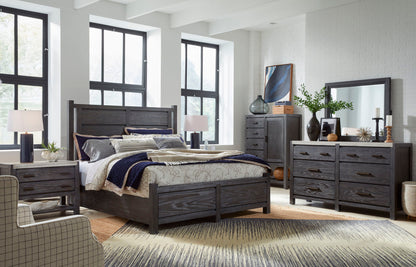 Plum Creek - Door Chest