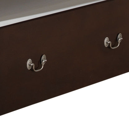 Elegant Trundle Bed With Timeless Charm