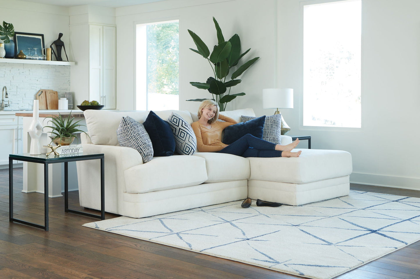Polaris - Sectional With Comfort Coil Seating And Accent Pillows Included