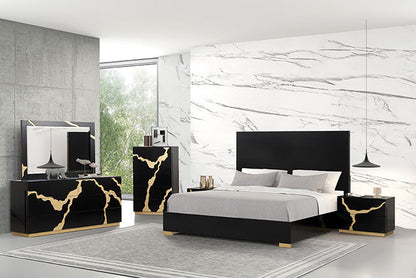 Goldsberg - E.King Bed
