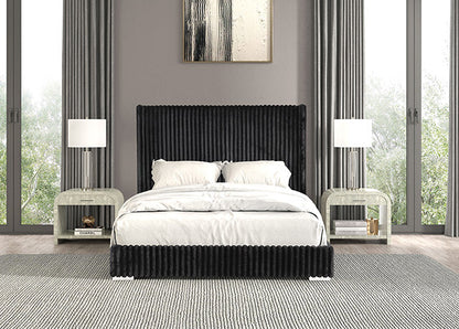 Cadwell - E.King Bed