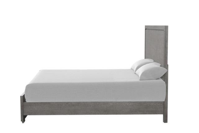 Crowthorne - 4 Pc Queen Bedroom Set