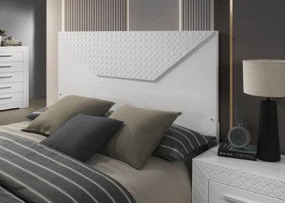 Whitby - 4 Pc Queen Bedroom Set